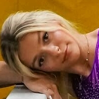 Abigail Lutz Naakt