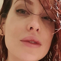 Adreena Angela Naakt