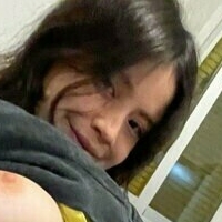Ahri Bons Naakt