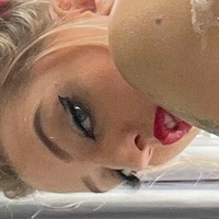 Alana Gollman Naakt