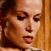 Alexandra Delli Colli Naakt