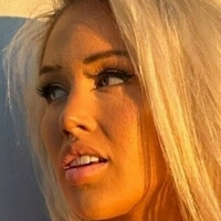 Alexandra Moore Naakt