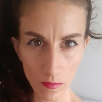 Ali Bordeaux Naakt