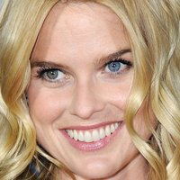 Alice Eve Naakt
