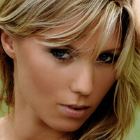 Alice Naakt