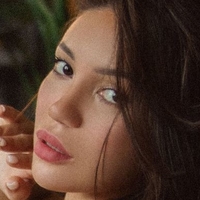 Alina Lando Naakt