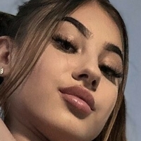 Andreea Raisa Naakt