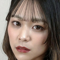 Ann Takasugi Naakt