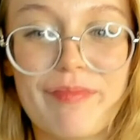 Annisfilbert Naakt