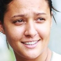 Ariane Arantes Naakt