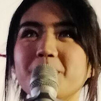 Azi Acosta Naakt