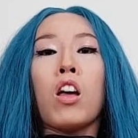 Azumi Zeitline Naakt