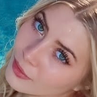 Bellalyn Basque Naakt