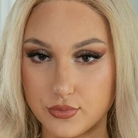 brazzers Naakt