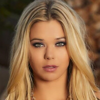 Bree James Naakt