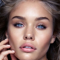 Brooke Perry Naakt