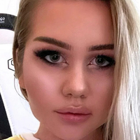 Carolina Sukie Naakt