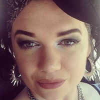 Catherine Sharples Naakt