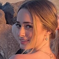Charlotte Bregman Naakt