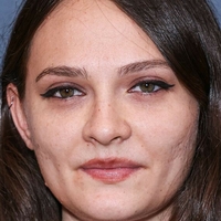 Clementine Creevy Naakt