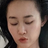 Connie Han Naakt