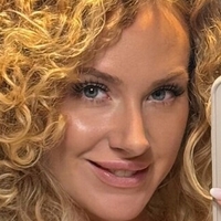 curly.girl.2 Naakt