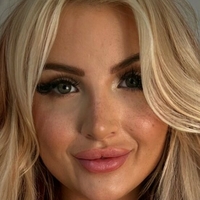 Daisy May Naakt