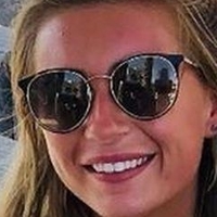 Dani Dyer Naakt