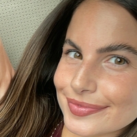 Debora Goncalves Naakt