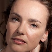 Delphine Zentout Naakt