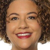 Elizabeth Alexander Naakt