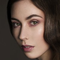 Elle Beth Naakt