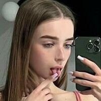 ellie_lu Naakt