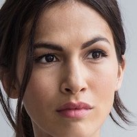 Elodie Yung Naakt