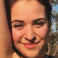 Elouise Naakt