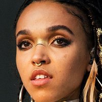 FKA twigs Naakt