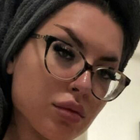 Ginyka Naakt