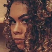 Isabelli Ferreira Naakt