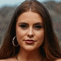 Katee Schornegg Naakt
