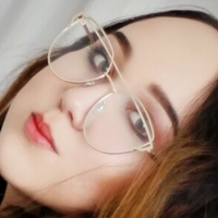 Kira Shynel Naakt