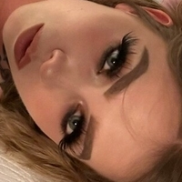 Kyirene Naakt
