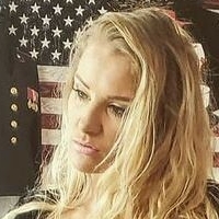 Lacey Evan’s Naakt