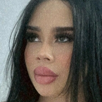 leisyniss Naakt