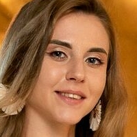 Liana Luck Naakt