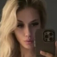 Liene Tienemann Naakt