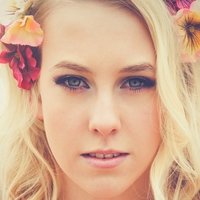 Lily Anderson Naakt