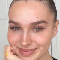 Louisa Jindaoui Naakt