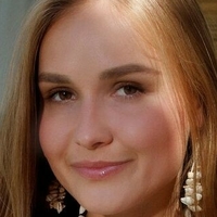 Lucretia K Naakt
