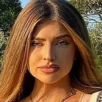 Lucy Ya Naakt