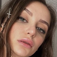 lyasheva Naakt